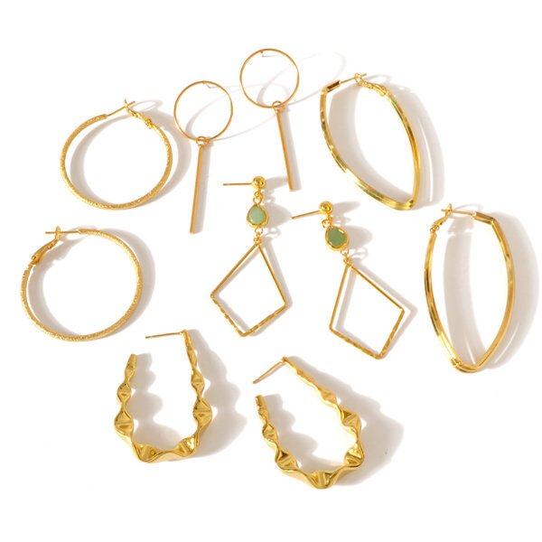 Stylish Versatile Minimalist Dainty Earrings in Geometric Shapes and Designs