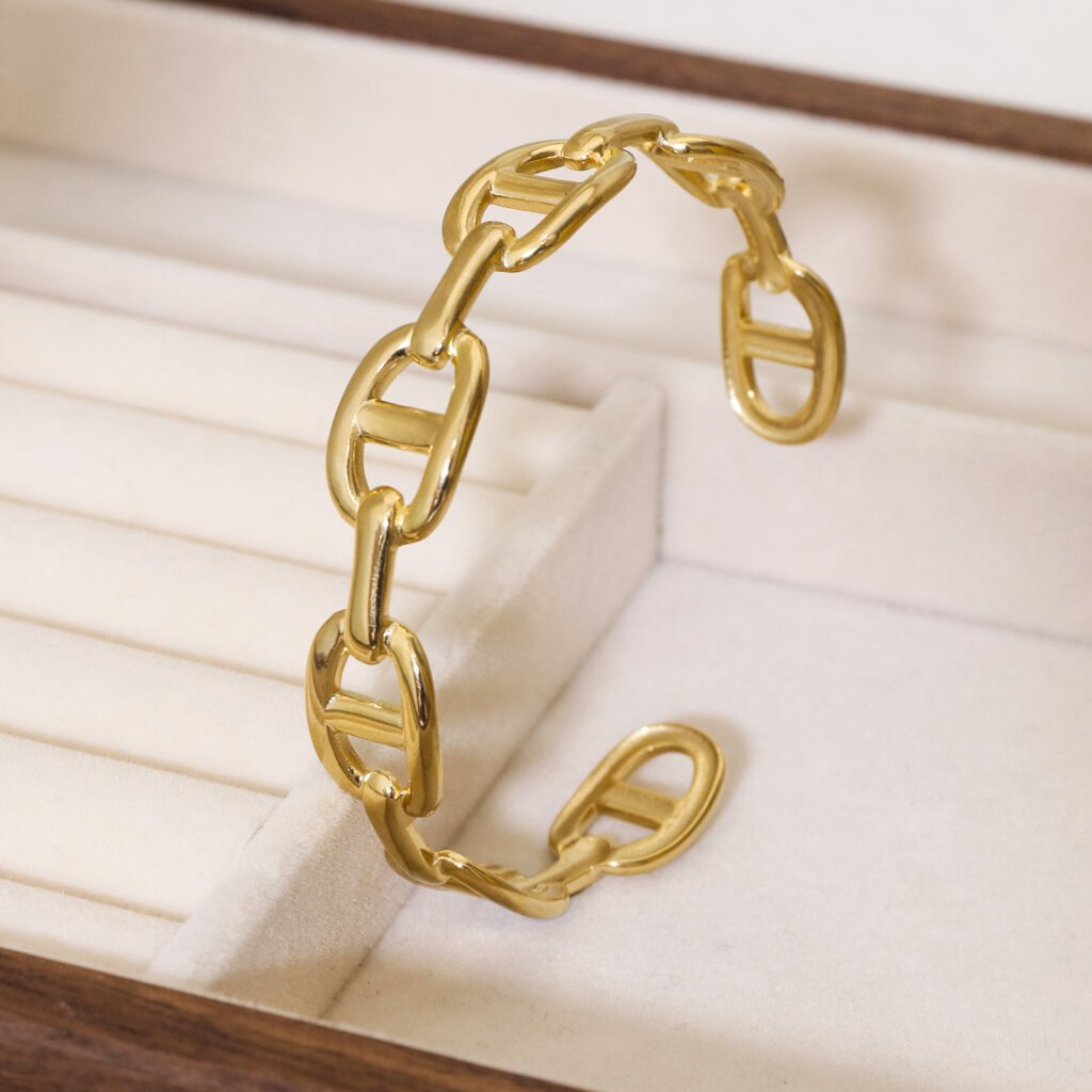 Trendy 18K Gold Plated Stainless Steel Bangle Bracelet